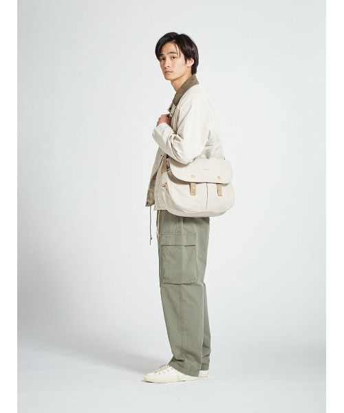 Barbour（バブアー） ショルダーバッグ 「TRANSPORT / トランスポート