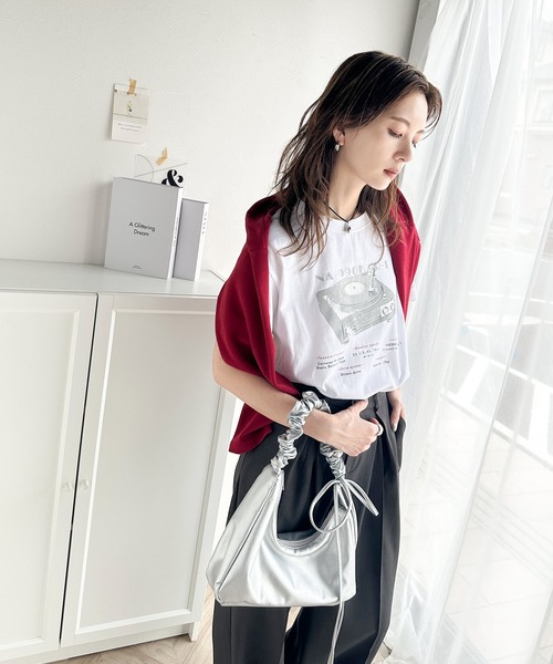 classicalelf tシャツ 目を惹くグラフィックデザイン。綿100