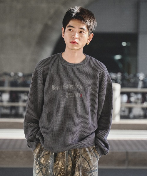 kutir（クティール） セーター ニット SPRAY FRONT DESIGN KNIT