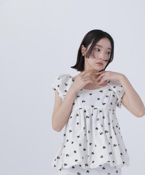 ナチュラルビューティーベーシック　エンブロイダリーシリーズ ブラウス BLANC】エンブロイダリーシリーズ ブラウス | NATURAL BEAUTY