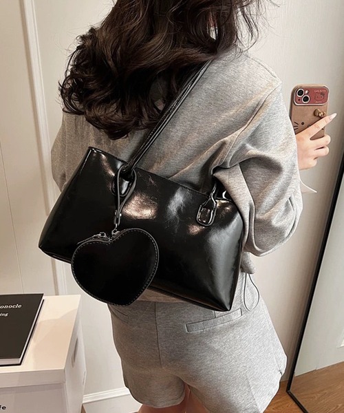 pumpkin port（パンプキンポート） ボストンバッグ BIGハートチャーム