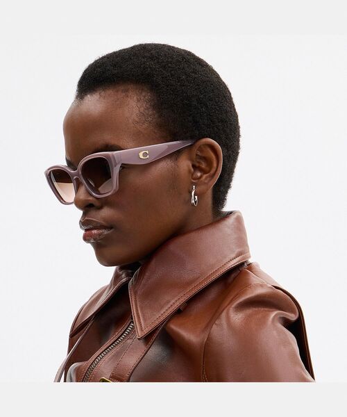 COACH（コーチ） サングラス C ハードウェア スクエア キャット アイ