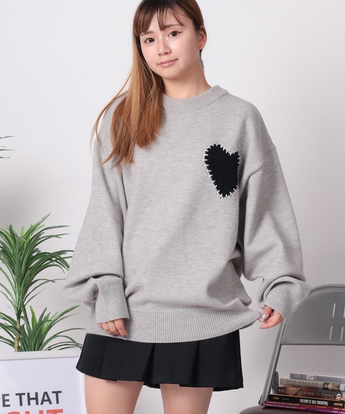 ニット セーター 「82」 ハート/スター ハンドステッチ クルーニット ニット セーター 「82」 ハート/スター ハンドステッチ クルーニット