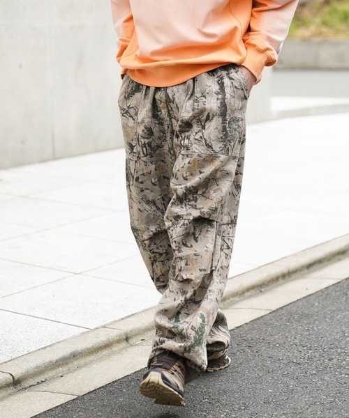 BAYFLOW（ベイフロー） パンツ リーフカモ柄パラシュートパンツ メンズ