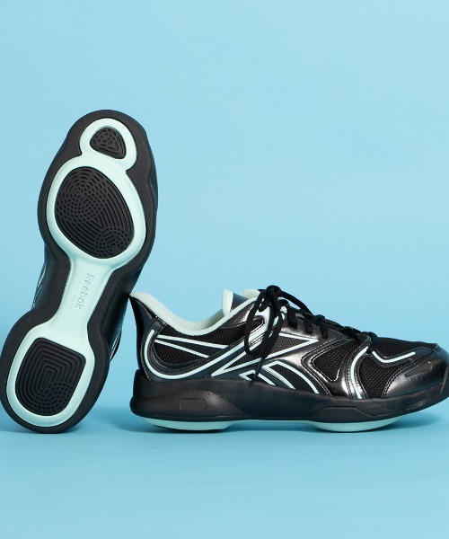 【新品未使用】Reebokイージートーン24.5cm Reebok（リーボック） ウォーキングシューズ スニーカー イージー