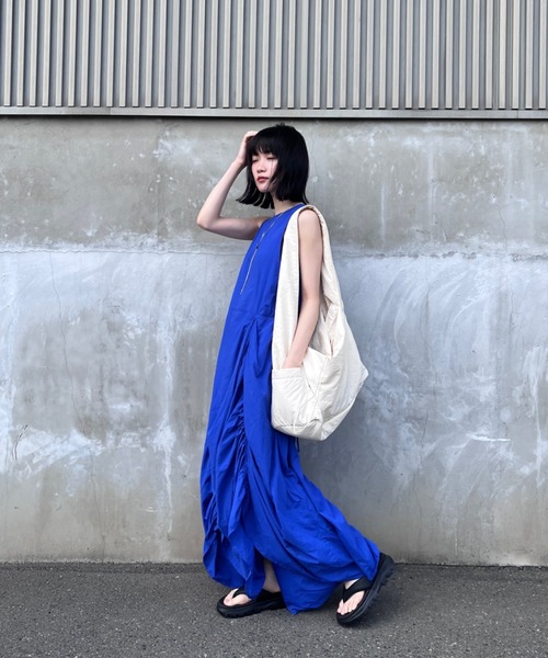 美品 emmi エミ ナイロンショルダーバッグ ボディーバッグ 2way