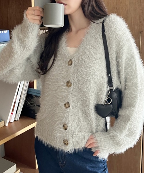 Ada. カーディガン シャギー Vネック マーブルボタン ルーズ