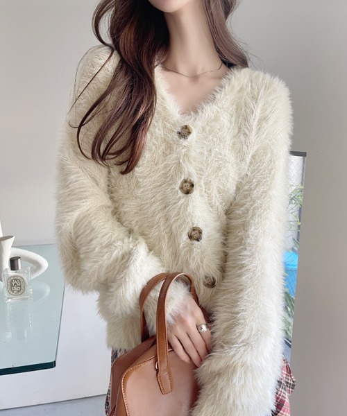 新品未使用　VIAVANDA シャギーカーディガン VIAVANDA（ヴィアヴァンダ）の「BIG SHAGGY CARDIGAN（カーディガン