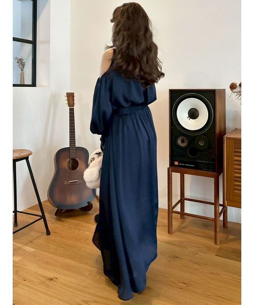 LILY BROWN（リリーブラウン） ワンピース ショルダーオープン