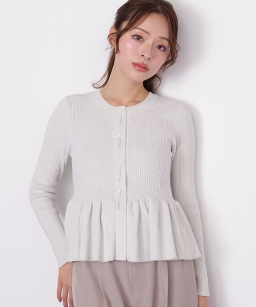 えみり❤️完売！ジルバイジルスチュアートクロシェヘムニット JILL by JILL STUART（ジルバイジルスチュアート）の「◇襟付