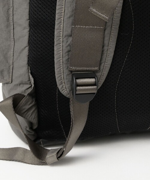 デイバック リュック C.P. Company / ACC BACK PACK IN PLN PPR TCH MIX メンズ レディースの画像
