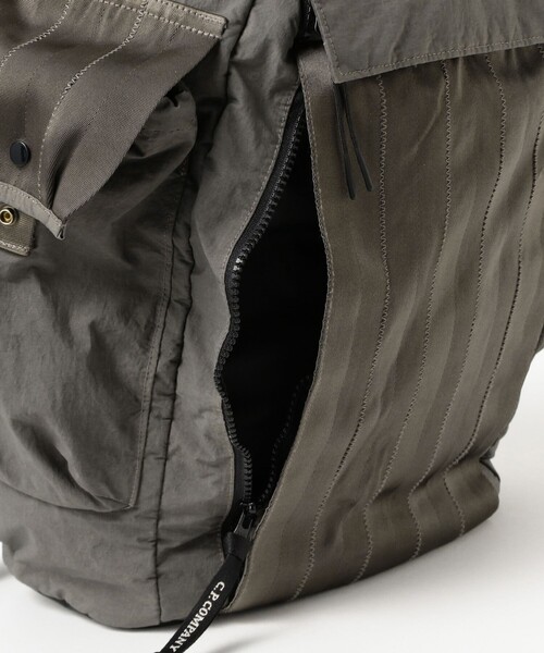 デイバック リュック C.P. Company / ACC BACK PACK IN PLN PPR TCH MIX メンズ レディースの画像