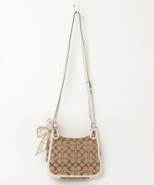 COACH（コーチ） シグネチャー柄 リボン ショルダーバッグ - ベージュ 