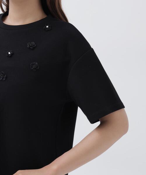 人気新品　44サイズSuper Beauty 半袖カットソー 黒 フラワー装飾 NATURAL BEAUTY BASIC（ナチュラルビューティーベーシック） tシャツ