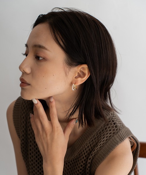 VitaFelice（ヴィータフェリーチェ） ピアス 2連風パールフープピアス