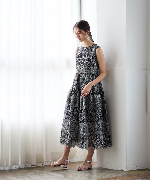 BeBeオーガンジー刺繍ワンピース120サイズ 日本製 フォーマル オーガンジー 花柄 フラワー 刺繍 ワンピース