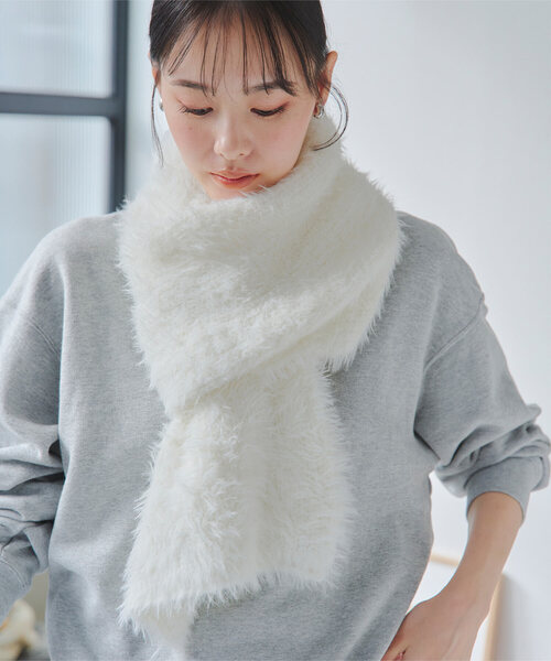 おばけ桃　THE TOÉ ピガールシャギーマフラー PIGALLE SHAGGY MUFFLER color: khaki/white/black/beige/burgandy