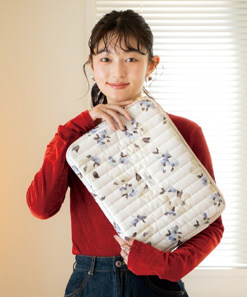 Wpc. Patterns タブレットケース はっ水キルティングPCケース L