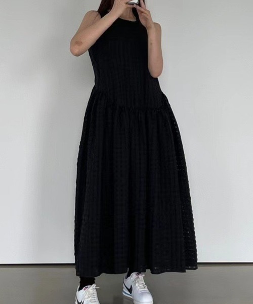 Spick & Span／シアサッカーフレアワンピース／38サイズ／ブラック Spick & Span／シアサッカーフレアワンピース／38サイズ／ブラック