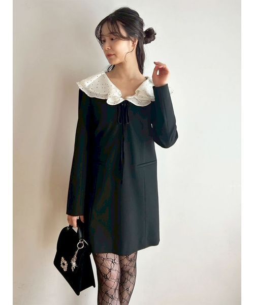 LILY BROWN（リリーブラウン） ワンピース ラッフルカラー付きミニ