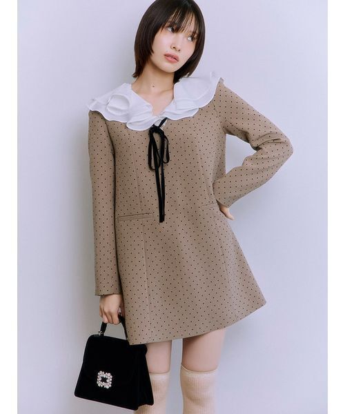 LILY BROWN（リリーブラウン） ワンピース ラッフルカラー付きミニ