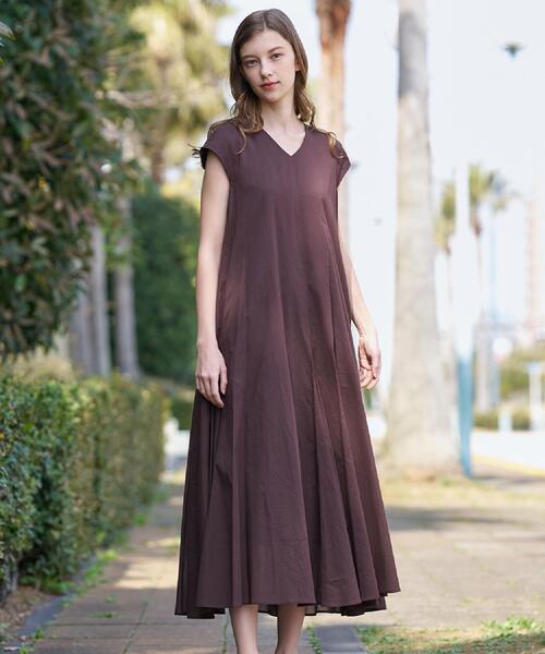 ワンピース 「きれいめ/ウォッシャブル」コットンローンフレンチスリーブワンピの画像