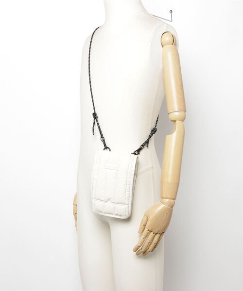 MUG ショルダーバッグ 「HUNTER」NTREPID PUFFER ESSENTIAL