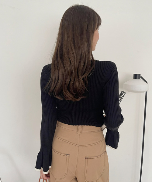 ADORE 美品　黒リブニット　セーター　フレアー袖 GeeRA（ジーラ） ニット セーター もちもちリブボートネックフレアー