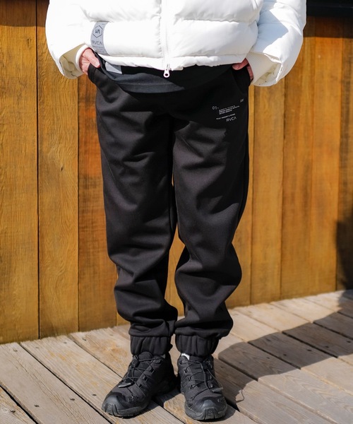 海の画廊「華音」 海の画廊「華 音」