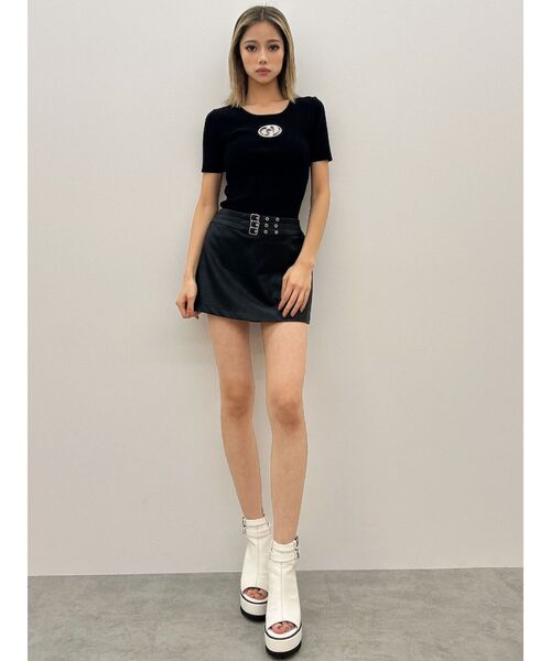 gyda フェイクレザープリーツスカートライクショートパンツ ジェイダ GYDA フェイクレザースカートライクショートパンツ