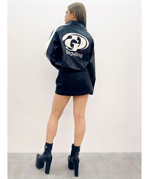 gyda フェイクレザープリーツスカートライクショートパンツ ジェイダ GYDA フェイクレザースカートライクショートパンツ