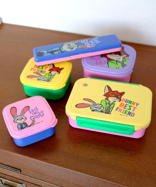 【即購入可】TupperFan Disneyデザイン3種類セット Amazon.co.jp: ディズニー ディセンダント バックパックとランチ