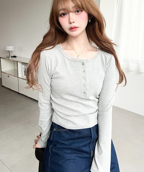 moment+ tシャツ ヘンリーネックワンポイント刺繍長袖リブカットソー