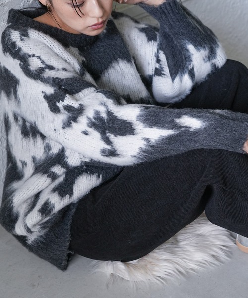 mili an deni（ミリアンデニ） ニット セーター カウ柄シャギーニット