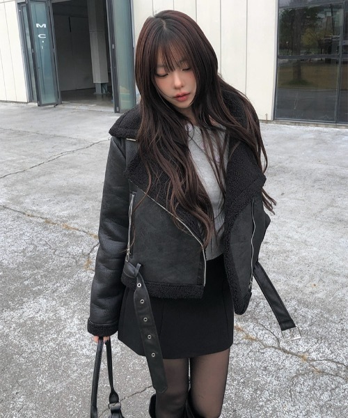 anyonemore ムートンコート ボアコート 裾バックルベルトスエード調