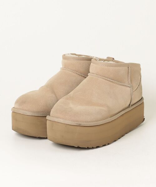 UGG ベージュ ショートブーツ UGG Australia（アグオーストラリア） 「UGG」 ショートブーツ 7
