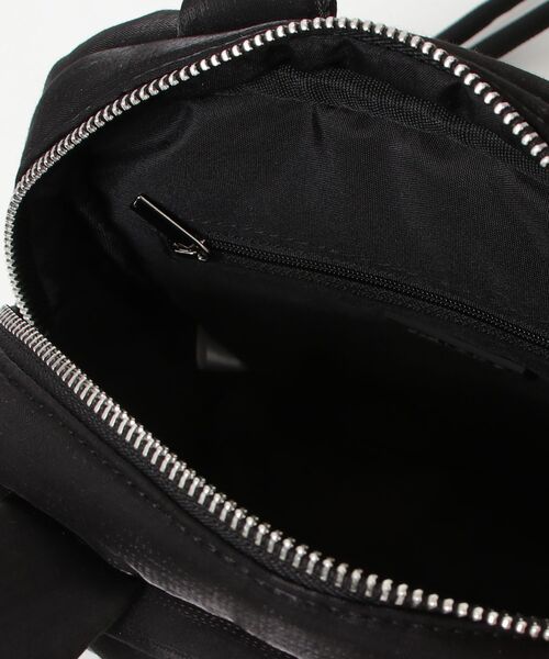 ブラック+黒週末限定☆ショルダーバッグ☝ブラック☞非売品 diana（プラスダイアナ） ハンドバッグ ふわふわミニショルダーバッグ
