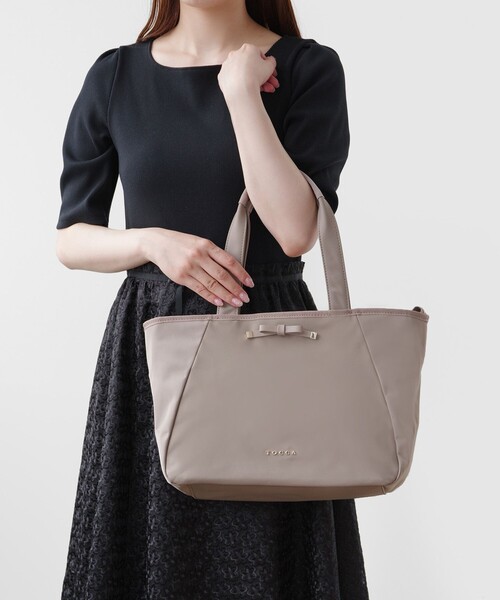 「TOCCA」 トートバッグ F ブラック レディースの画像