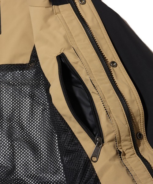 THE NORTH FACE（ザ ノースフェイス） ナイロンブルゾン M ベージュ