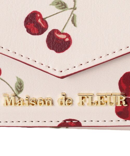 Maison de FLEUR（メゾンドフルール） 財布 リーフ付きチェリープチ