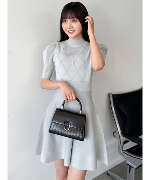 新品未使用　dazzlin モチーフパターンニットミニワンピース dazzlin ワンピース モチーフパターン半袖ニットワンピース