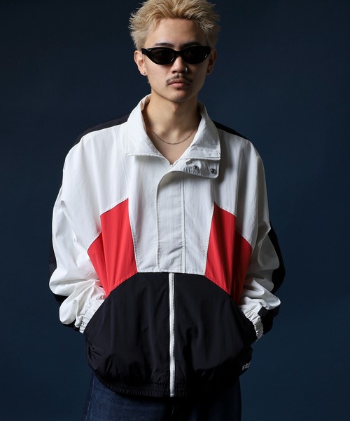 NERDY ナイロンジャケット スポーティーカラーブロックウィンド