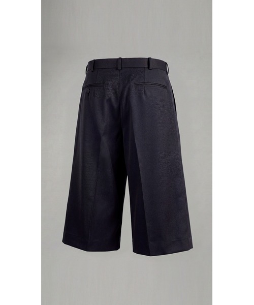 パンツ WOOL GABARDINE TUCKED WIDE SHORTS メンズの画像