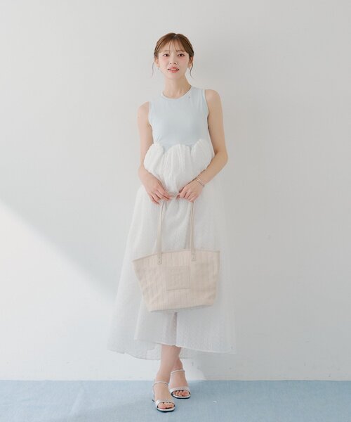 ワンピース 「SALON by Chico」チューリップボリュームドッキングワンピースの画像