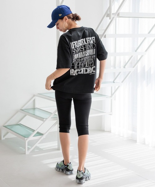「HEREIAM」 半袖Tシャツ MEDIUM ピンク メンズ_画像4