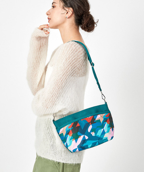 ■LeSportsac■ SMALL BUCKET BAGカモハウンズトゥース □LeSportsac□ SMALL BUCKET BAGカモハウンズトゥース