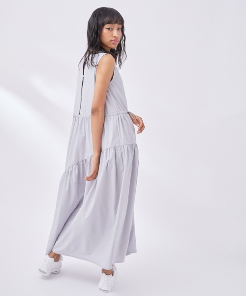 「NERGY」 ノースリーブワンピース FREE ライトグレー レディース_画像3