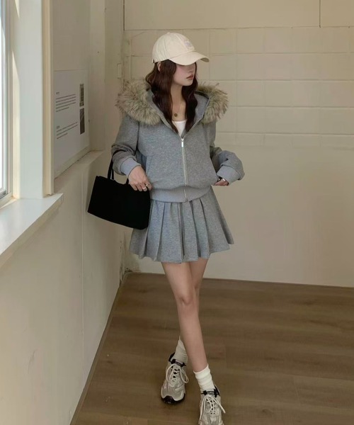 LACーVERT セットアップ ファーフーディーZIPパーカー＋プリーツミニ