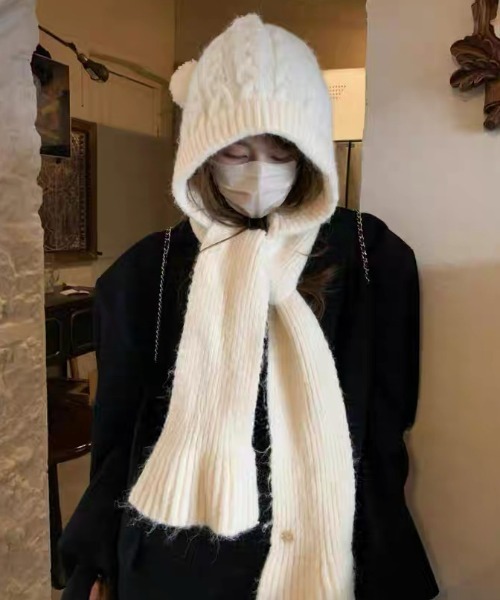 CELENA BEATS マフラー ストール ぽんぽんフード付き ケーブルニット