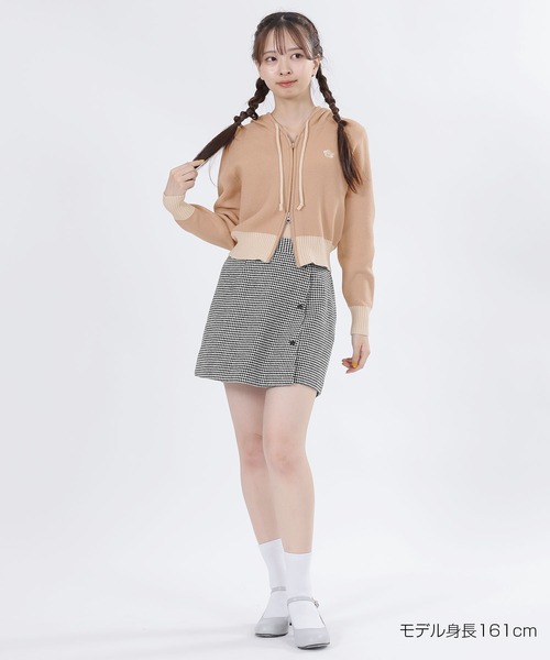 MARY QUANT（マリークヮント） パーカー マリークワント フードロゴ